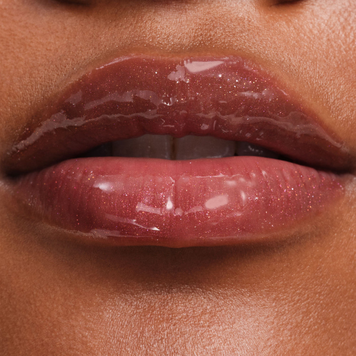 phyto-glow-lip-balm-shimmer-galaxy-q6 NATR-10137-Phyto-Glow-Lip-Hover-Galaxy.jpg