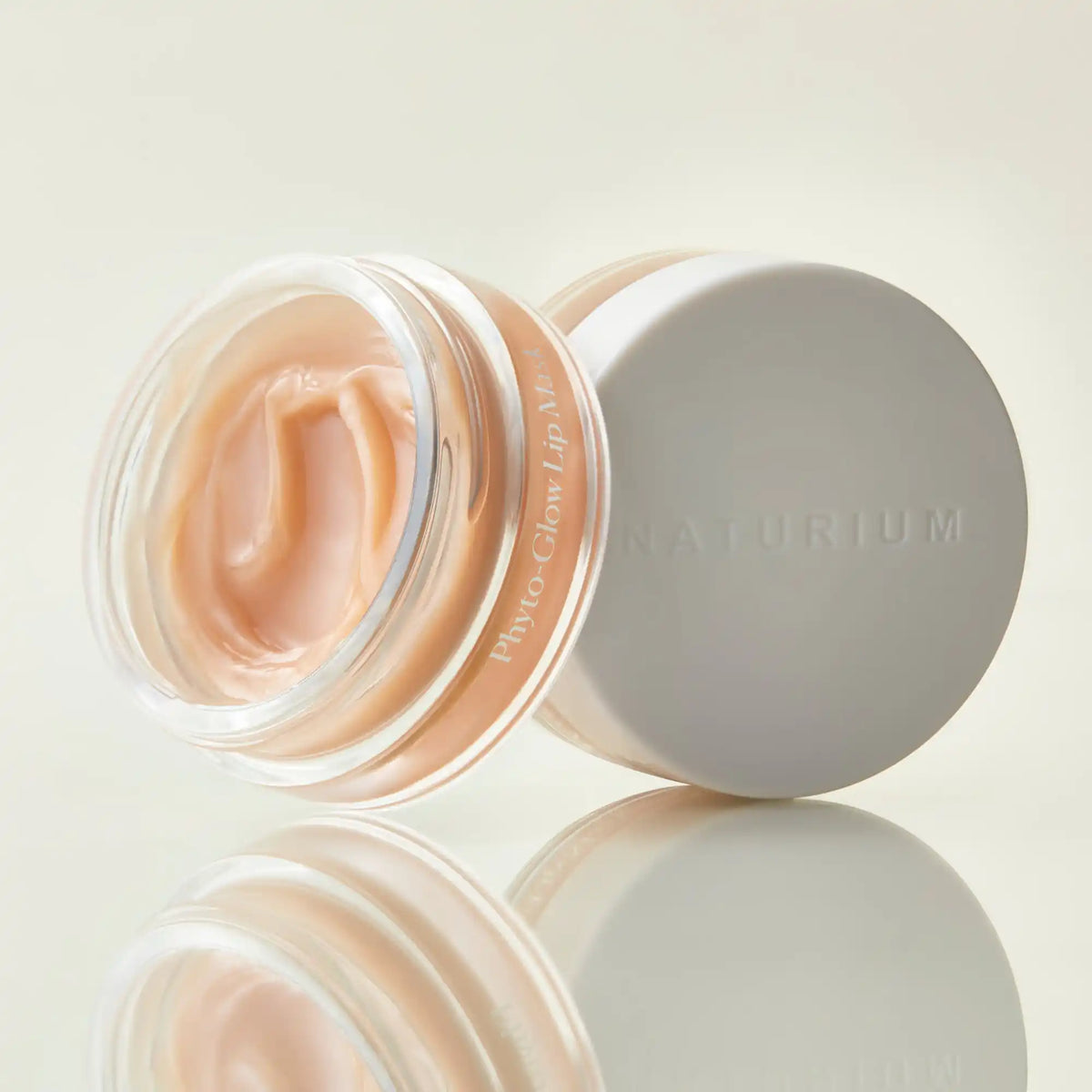 phyto-glow-lip-mask-c9 phyto-lipmask_0607-crop.webp