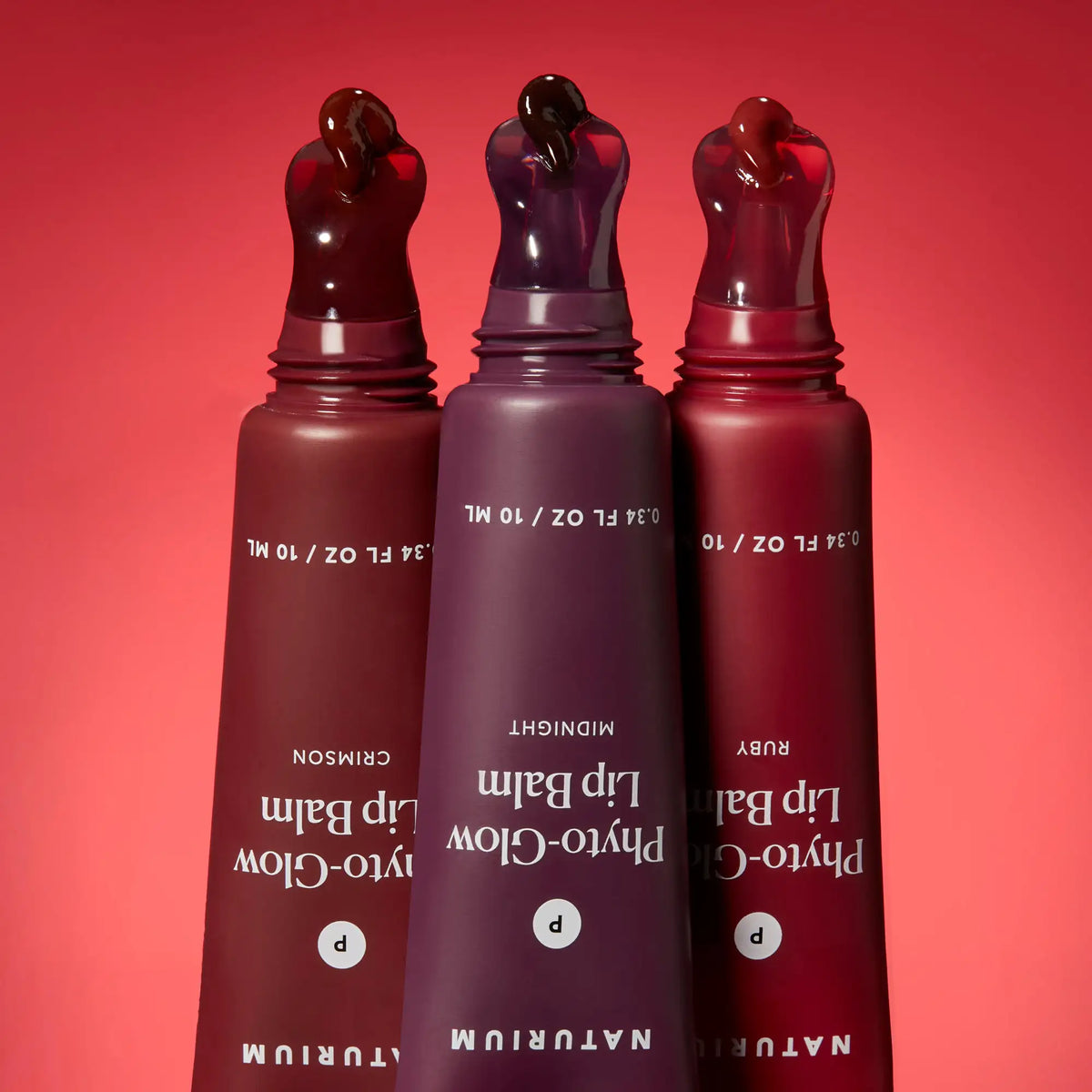 phyto-glow-lip-balm-crimson-d1 phytoglow-moody_6357-crop_1_e73a7054-8061-4f72-8a58-c0111f6fcffa.webp